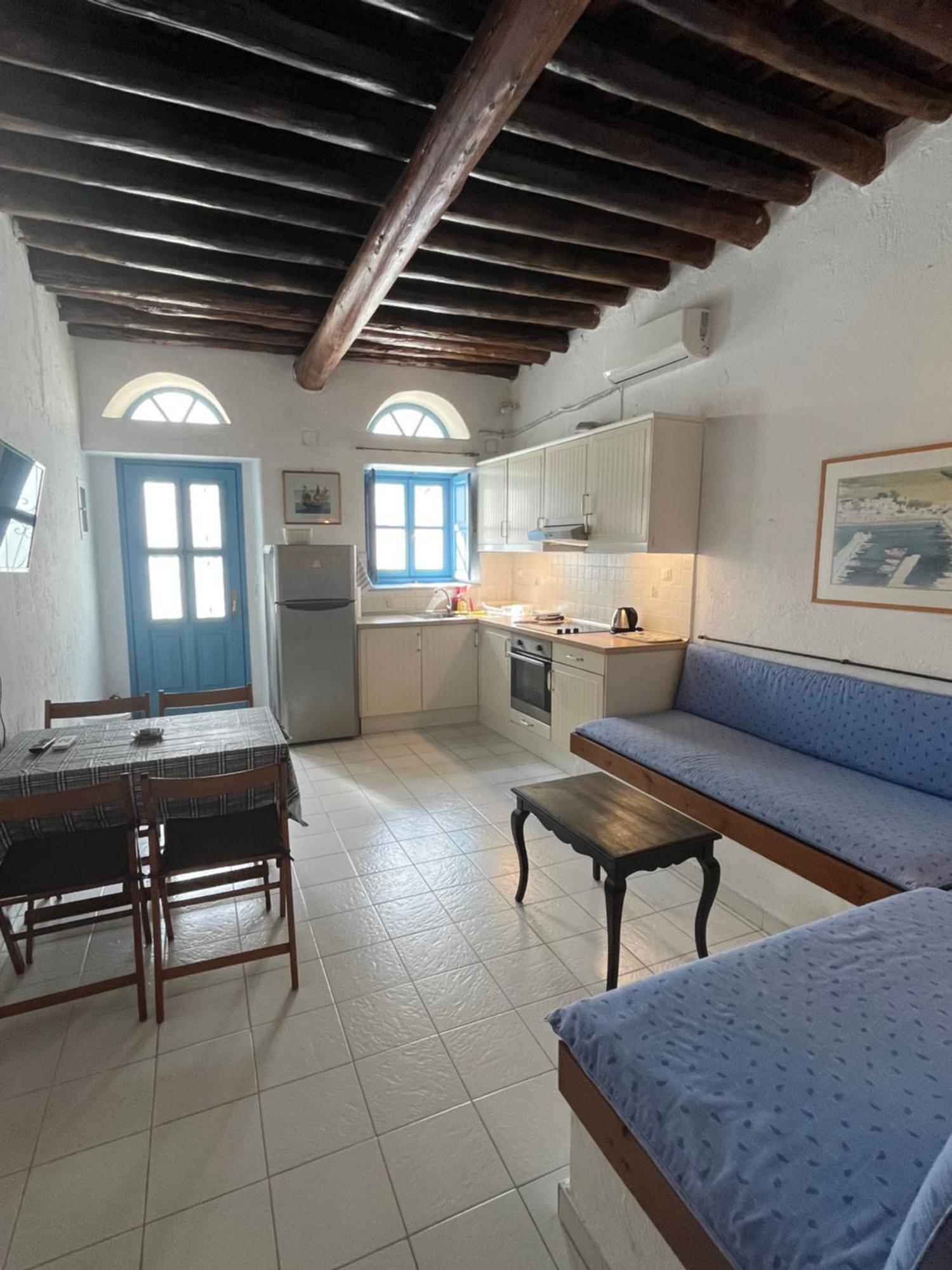Neoclassical Apartment, Central Chora Andros Екстер'єр фото